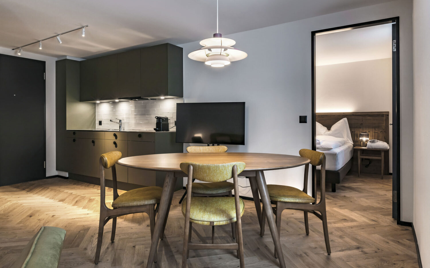 Apartment 202